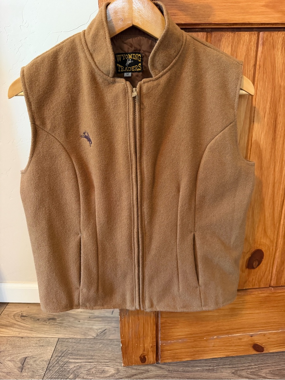 Wyoming Traders 100% Virgin Wool Western Vest Camel Tan Medium Full Zip EUC